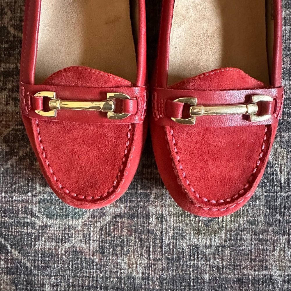 Vionic Brick Red Loafers | Women’s 7 | Gold Hardware - Picture 4 of 11